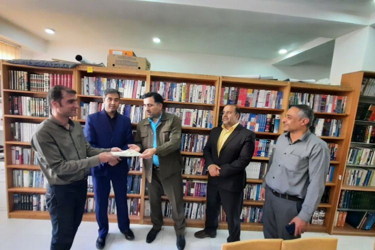 از روابط عمومی جهاددانشگاهی چهارمحال و بختیاری تقدیر شد