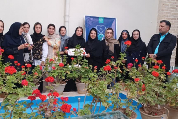 مراسم بزرگداشت روز ماما توسط جهاددانشگاهی واحد چهارمحال و بختیاری برگزار شد