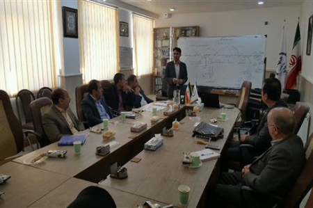 نشست هم اندیشی کارشناسان اشتغال دستگاههای اجرایی استان برگزار شد