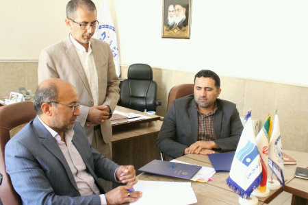 انعقاد قرارداد طرح داناب از سوی شرکت آب منطقهای چهارمحال و بختیاری با جهاد دانشگاهی استان