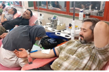 جهادگران جهاددانشگاهی واحد چهارمحال و بختیاری خون خود را اهدا کردند